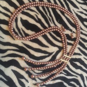 *Free with purchase* Rose & silvertone faux pearl